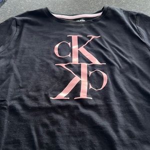 Girls 12/14 Calvin Klein Tee.  Brand New with Tags